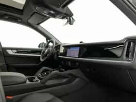 Porsche Cayenne (2025) thumbnail 7