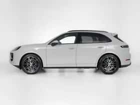 Porsche Cayenne (2025) thumbnail 11