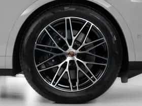 Porsche Cayenne (2025) thumbnail 20