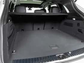 Porsche Cayenne (2025) thumbnail 33