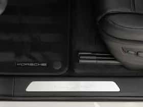 Porsche Cayenne (2025) thumbnail 36