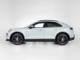 Porsche Macan (2026) thumbnail 11