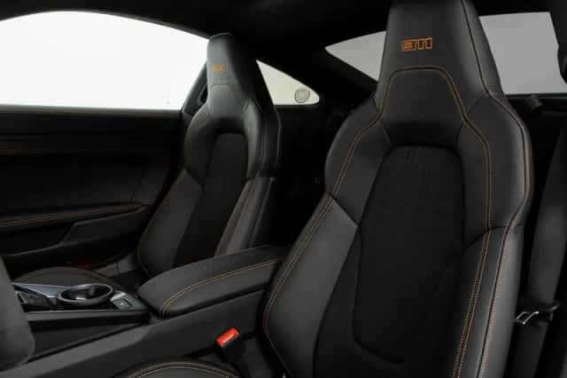 Porsche 911 (2026) thumbnail 4