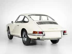 Porsche 911 (1964) thumbnail 2