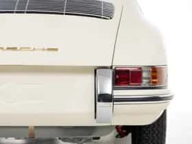 Porsche 911 (1964) thumbnail 23