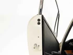 Porsche 911 (1964) thumbnail 26