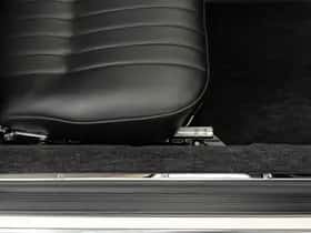 Porsche 911 (1964) thumbnail 28
