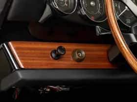 Porsche 911 (1964) thumbnail 36
