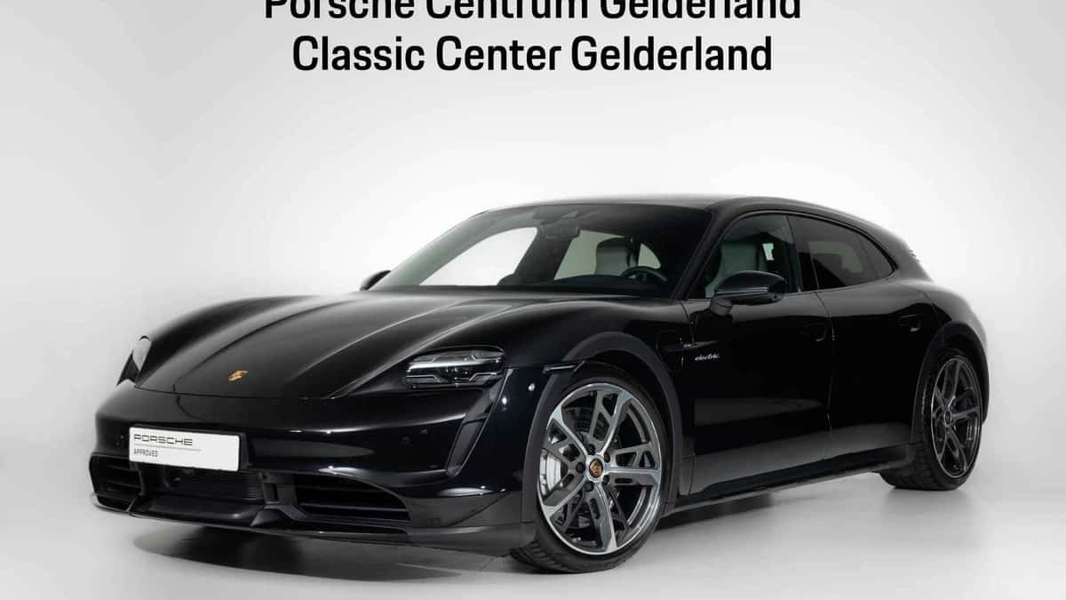 Porsche Taycan (2024) — foto 1