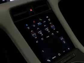 Porsche Taycan (2024) thumbnail 13