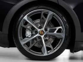 Porsche Taycan (2024) thumbnail 24