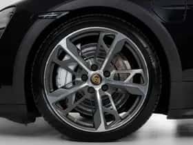 Porsche Taycan (2024) thumbnail 50