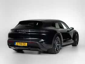 Porsche Taycan (2024) thumbnail 6