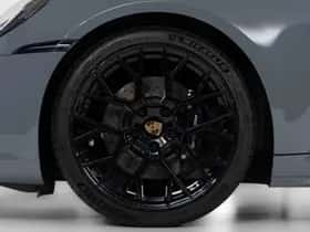 Porsche 911 (2024) thumbnail 24