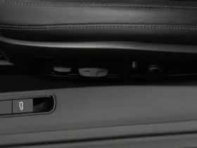 Porsche 911 (2024) thumbnail 38