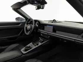 Porsche 911 (2024) thumbnail 7
