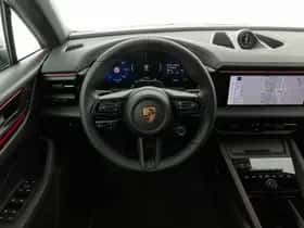 Porsche Macan (2026) thumbnail 9