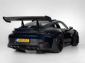 Porsche 911 (2025) thumbnail 5