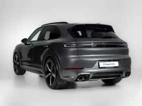 Porsche Cayenne (2026) thumbnail 2