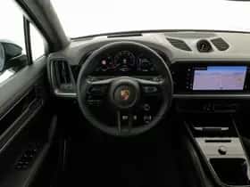 Porsche Cayenne (2026) thumbnail 9