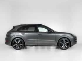 Porsche Cayenne (2026) thumbnail 10