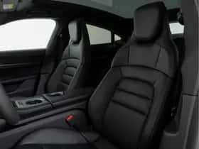 Porsche Taycan (2025) thumbnail 4