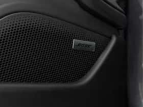 Porsche Taycan (2025) thumbnail 33