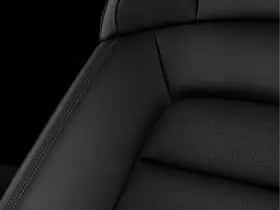 Porsche Taycan (2025) thumbnail 42