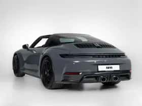 Porsche 911 (2026) thumbnail 2