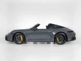 Porsche 911 (2026) thumbnail 6