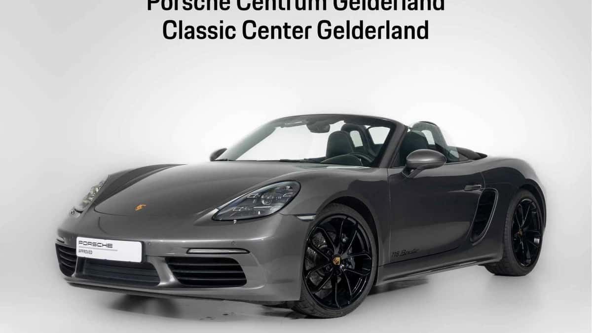 Porsche 718 (2024) — foto 1