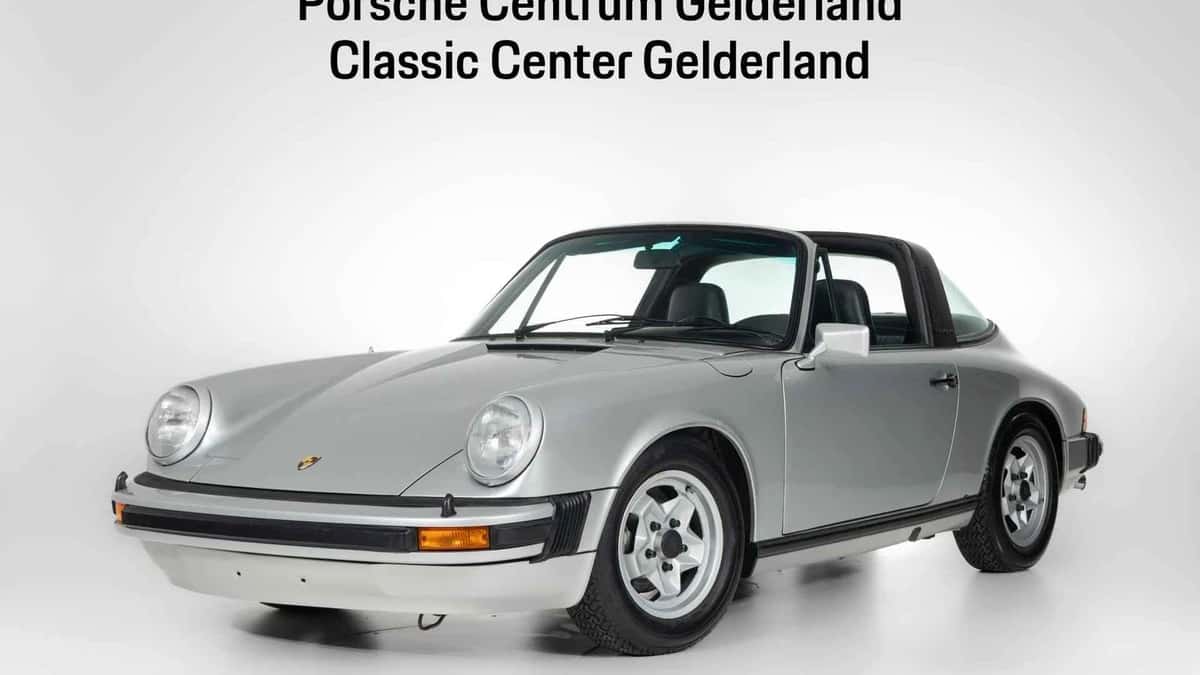 Porsche 911 (1975) — foto 1
