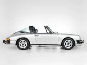 Porsche 911 (1975) thumbnail 12