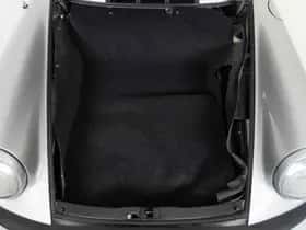 Porsche 911 (1975) thumbnail 26