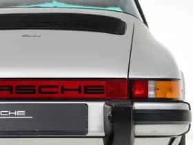 Porsche 911 (1975) thumbnail 33