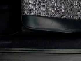 Porsche 911 (1975) thumbnail 35