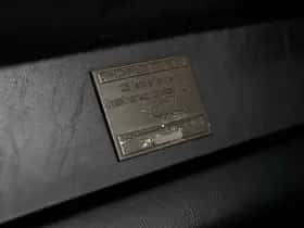 Porsche 911 (1975) thumbnail 5