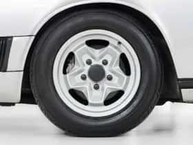 Porsche 911 (1975) thumbnail 50