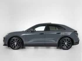 Porsche Macan (2026) thumbnail 11