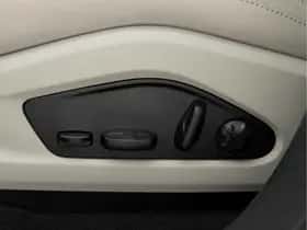 Porsche Macan (2026) thumbnail 38