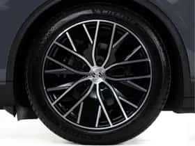 Porsche Macan (2026) thumbnail 46