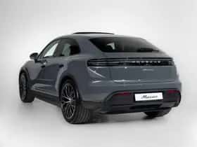 Porsche Macan (2026) thumbnail 6