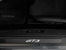 Porsche 911 (2026) thumbnail 41
