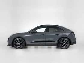 Porsche Macan (2026) thumbnail 11
