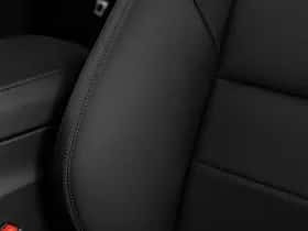 Porsche Macan (2026) thumbnail 43
