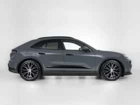 Porsche Macan (2026) thumbnail 10