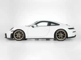 Porsche 911 (2025) thumbnail 11