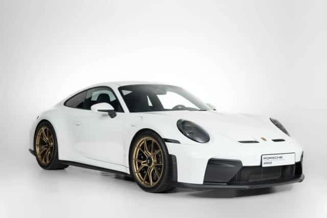 Porsche 911 (2025) thumbnail 5