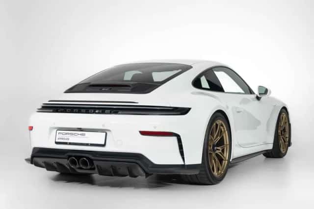 Porsche 911 (2025) thumbnail 6