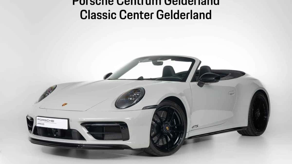 Porsche 911 (2022) — foto 1